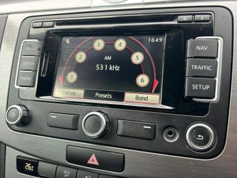 Volkswagen Passat 2.0 TDI BlueMotion Tech Sport DSG Euro 5 (s/s) 4dr
