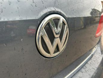 Volkswagen Passat 2.0 TDI BlueMotion Tech Sport DSG Euro 5 (s/s) 4dr