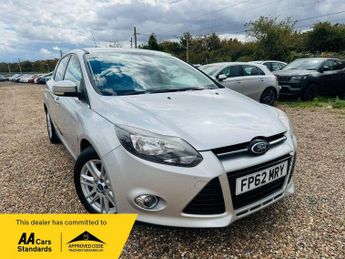 Ford Focus 1.0T EcoBoost Titanium Euro 5 (s/s) 5dr