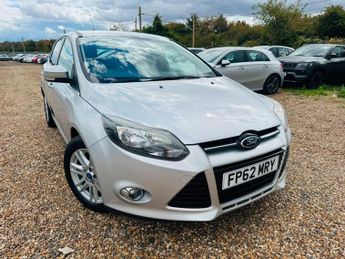 Ford Focus 1.0T EcoBoost Titanium Euro 5 (s/s) 5dr