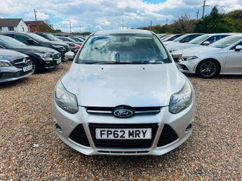 Ford Focus 1.0T EcoBoost Titanium Euro 5 (s/s) 5dr