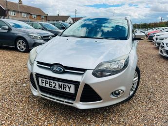 Ford Focus 1.0T EcoBoost Titanium Euro 5 (s/s) 5dr
