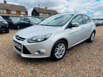 Ford Focus 1.0T EcoBoost Titanium Euro 5 (s/s) 5dr