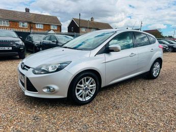 Ford Focus 1.0T EcoBoost Titanium Euro 5 (s/s) 5dr