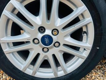 Ford Focus 1.0T EcoBoost Titanium Euro 5 (s/s) 5dr