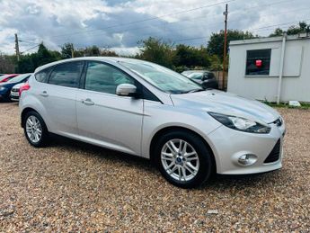 Ford Focus 1.0T EcoBoost Titanium Euro 5 (s/s) 5dr