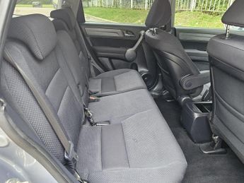 Honda CR-V 2.0 i-VTEC ES 5dr