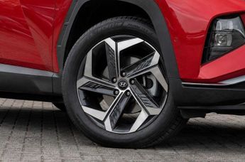 Hyundai TUCSON 1.6 T-GDi 13.8kWh Premium SUV 5dr Petrol Plug-in Hybrid Auto 4WD