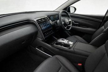 Hyundai TUCSON 1.6 T-GDi 13.8kWh Premium SUV 5dr Petrol Plug-in Hybrid Auto 4WD