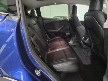 Tesla Model Y (Dual Motor) Long Range Auto 4WDE 5dr