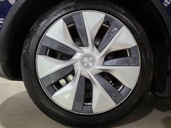 Tesla Model Y (Dual Motor) Long Range Auto 4WDE 5dr
