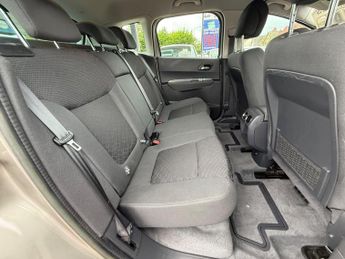 Peugeot 3008 1.6 e-HDi Active EGC Euro 5 (s/s) 5dr