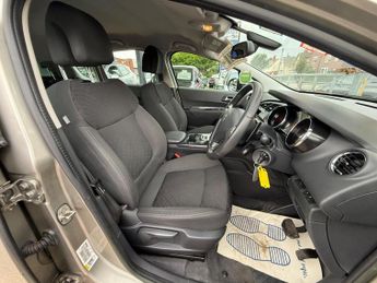 Peugeot 3008 1.6 e-HDi Active EGC Euro 5 (s/s) 5dr