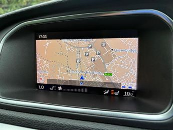 Volvo V40 Cross Country 2.0 D2 Pro Auto Euro 6 (s/s) 5dr