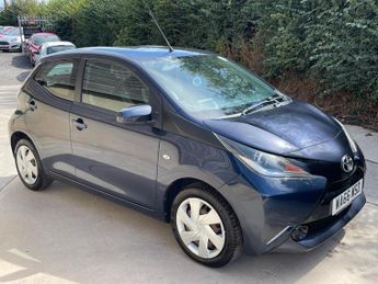 Toyota AYGO 1.0 VVT-i x-play Euro 6 5dr
