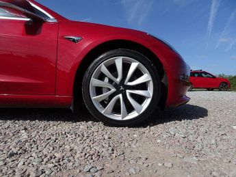 Tesla Model 3 (Dual Motor) Long Range Auto 4WDE 4dr
