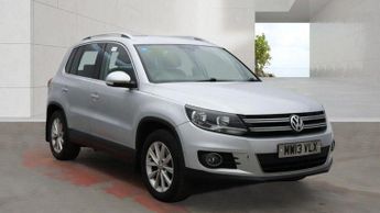 Volkswagen Tiguan 2.0 TDI BlueMotion Tech SE 4WD Euro 5 (s/s) 5dr