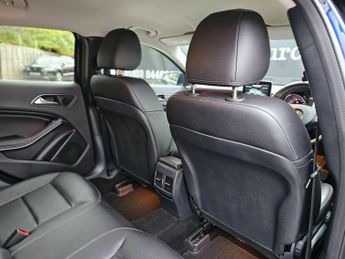 Mercedes-Benz GLA 2.1 GLA200d Sport 7G-DCT Euro 6 (s/s) 5dr