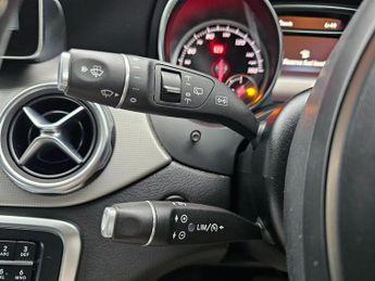 Mercedes-Benz GLA 2.1 GLA200d Sport 7G-DCT Euro 6 (s/s) 5dr