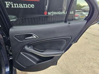 Mercedes-Benz GLA 2.1 GLA200d Sport 7G-DCT Euro 6 (s/s) 5dr