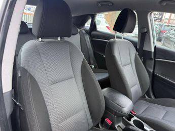 Hyundai i30 1.4 SE Euro 6 5dr