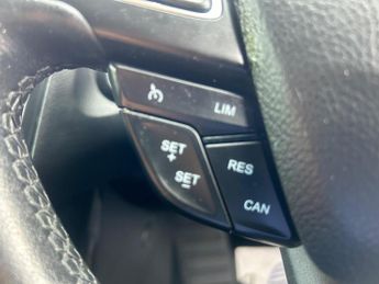 Ford Focus 1.6 Titanium Powershift Euro 6 5dr
