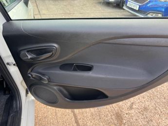 Fiat Punto 1.2 Pop + Euro 6 5dr