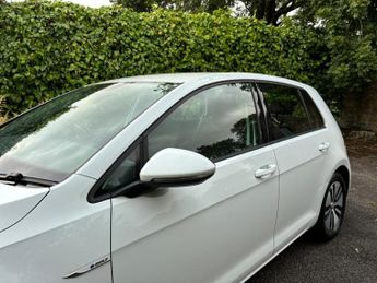 Volkswagen e-Golf 35.8kWh e-Golf Auto 5dr