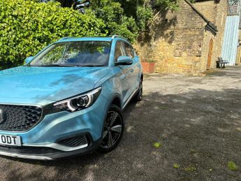 MG MG ZS 44.5kWh Exclusive Auto 5dr