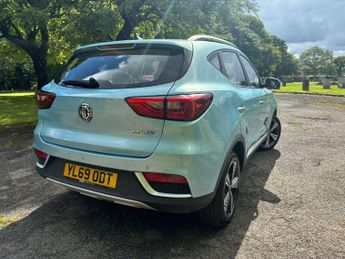MG MG ZS 44.5kWh Exclusive Auto 5dr