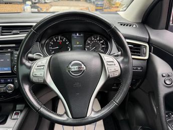 Nissan Qashqai 1.2 DIG-T N-Connecta XTRON 2WD Euro 6 (s/s) 5dr
