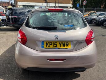 Peugeot 208 1.4 HDi Active Euro 5 5dr