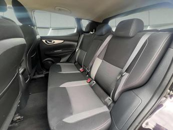 Nissan Qashqai 1.2 DIG-T Acenta XTRON Euro 6 (s/s) 5dr