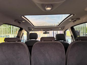 Ford S-Max 2.0 TDCi Titanium Euro 5 5dr