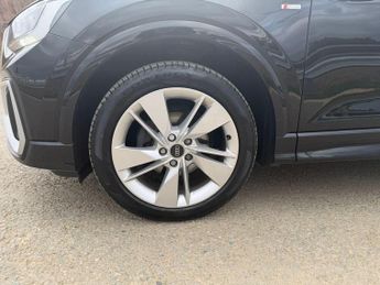 Audi Q2 1.5 TFSI CoD 35 S line S Tronic Euro 6 (s/s) 5dr