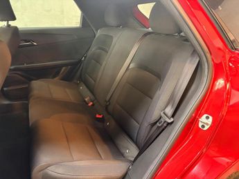 MG MG4 51kWh SE Auto 5dr