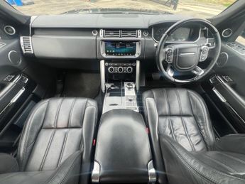 Land Rover Range Rover 4.4 SD V8 Vogue Auto 4WD Euro 6 (s/s) 5dr