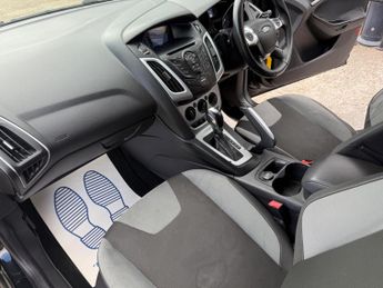 Ford Focus 1.6 Zetec Powershift Euro 5 5dr