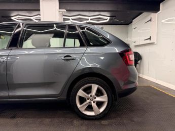 Skoda Rapid Spaceback 1.0 TSI SE Tech DSG Euro 6 (s/s) 5dr