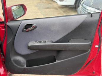 Honda Jazz 1.4 i-DSI SE CVT-7 5dr