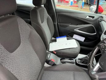 Vauxhall Crossland X 1.6 Turbo D ecoTEC SE Nav Euro 6 (s/s) 5dr