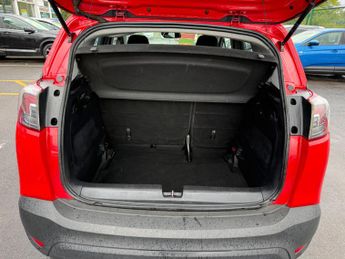 Vauxhall Crossland X 1.6 Turbo D ecoTEC SE Nav Euro 6 (s/s) 5dr