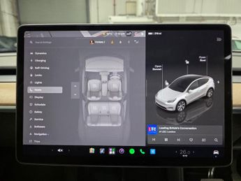 Tesla Model Y (Dual Motor) Long Range Auto 4WDE 5dr