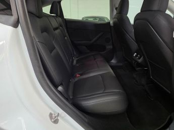 Tesla Model Y (Dual Motor) Long Range Auto 4WDE 5dr