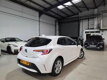 Toyota Corolla 1.8 VVT-h Icon Tech CVT Euro 6 (s/s) 5dr