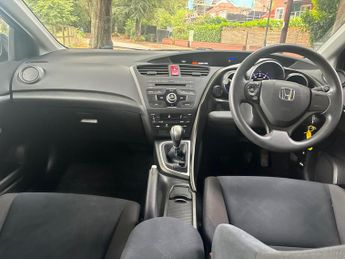 Honda Civic 1.8 i-VTEC SE Euro 5 (s/s) 5dr