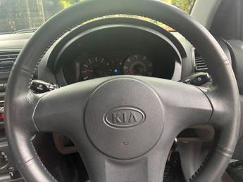 Kia Picanto 1.1 LX 5dr