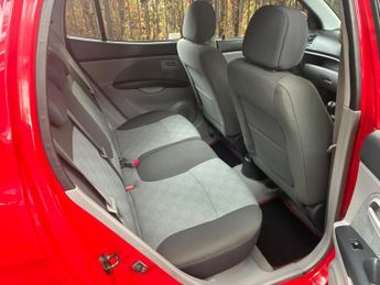 Kia Picanto 1.1 LX 5dr