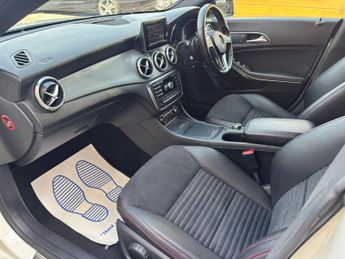 Mercedes-Benz CLA 2.1 CLA220 CDI AMG Sport Coupe 7G-DCT Euro 6 (s/s) 4dr