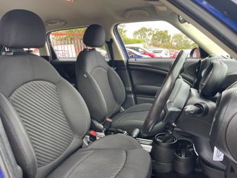MINI Countryman 2.0 Cooper SD SUV 5dr Diesel Auto Euro 6 (143 ps)
